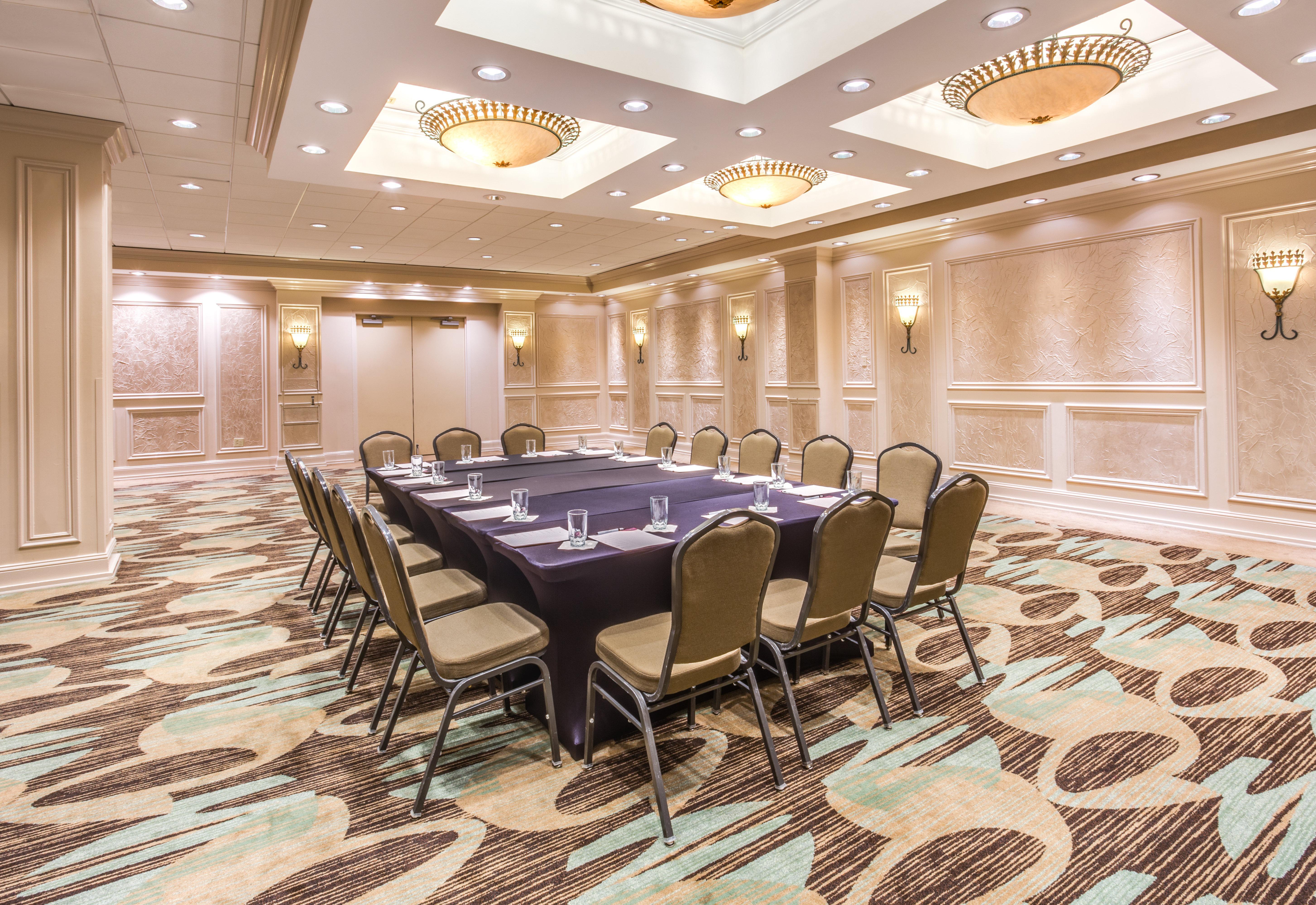 Crowne Plaza Executive Center Baton Rouge By Ihg Hotell Eksteriør bilde